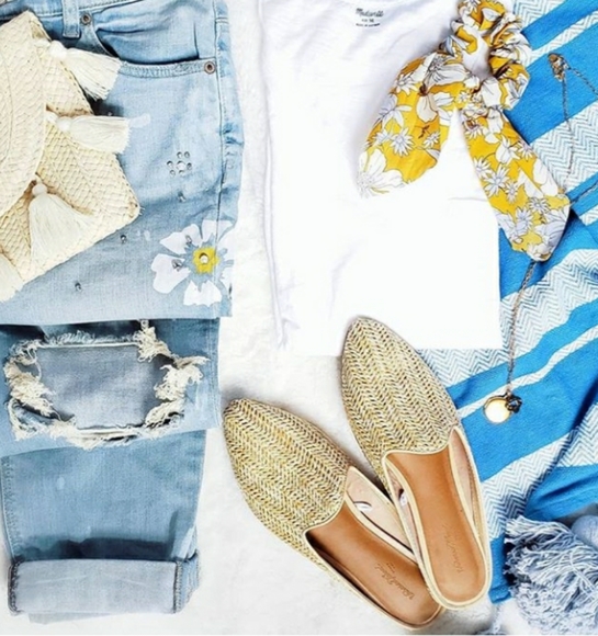 < Woven Nude Backless Slip On Mules - Picture 3 of 3